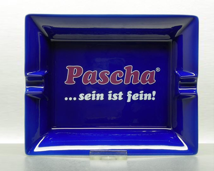 Großer Aschenbecher für den Stammtisch / mit Werbung /  Stammtischaschenbecher aus Porzellan / Zigaretten, Zigarren, Zigarillos -   Österreich